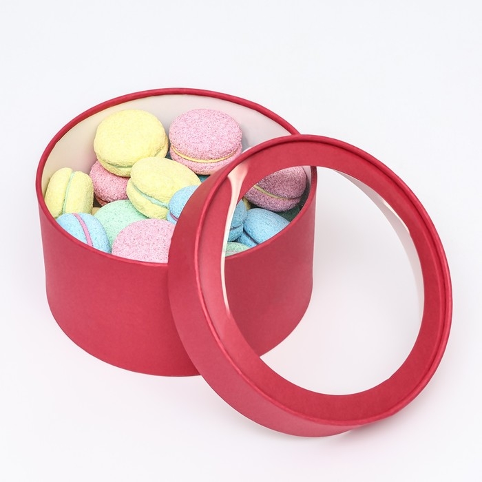 Подарочная коробка Подарочная коробка "Wewak" красный бархат, завальцованная с окном, 18 х 10 см