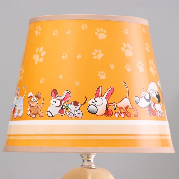 Настольная лампа  Настольная лампа "Собачка" Е14 40Вт бежевый 20х20х37см