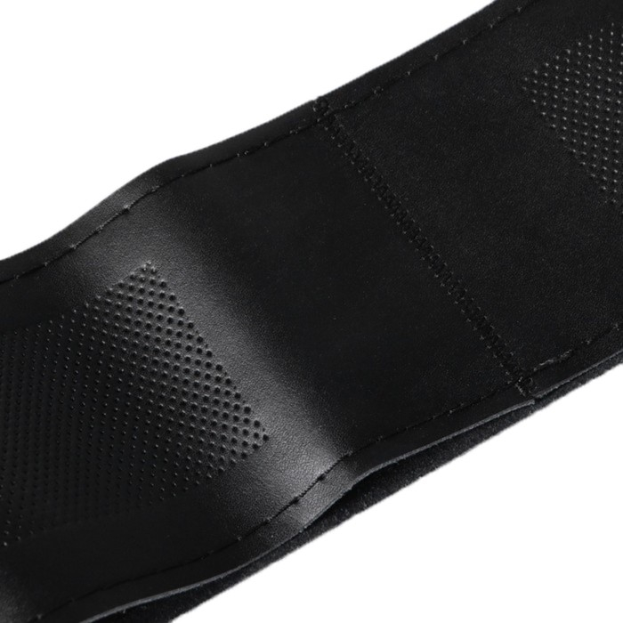 Оплетка на руль Cartage, 38 см, кожа PU, антискользящая, черный Оплетка на руль Cartage, 38 см, кожа PU, антискользящая, черный