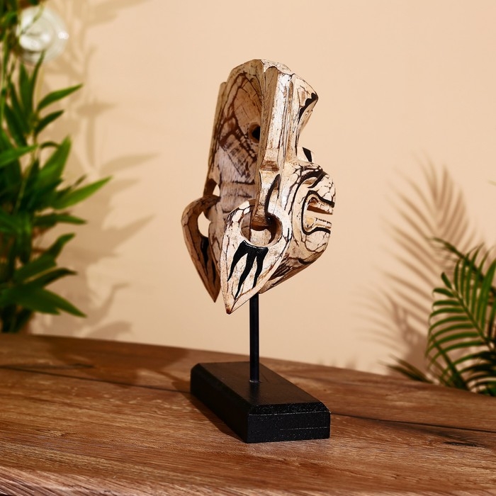 Маска Маска "Хануман" на подставке, албезия 30 см