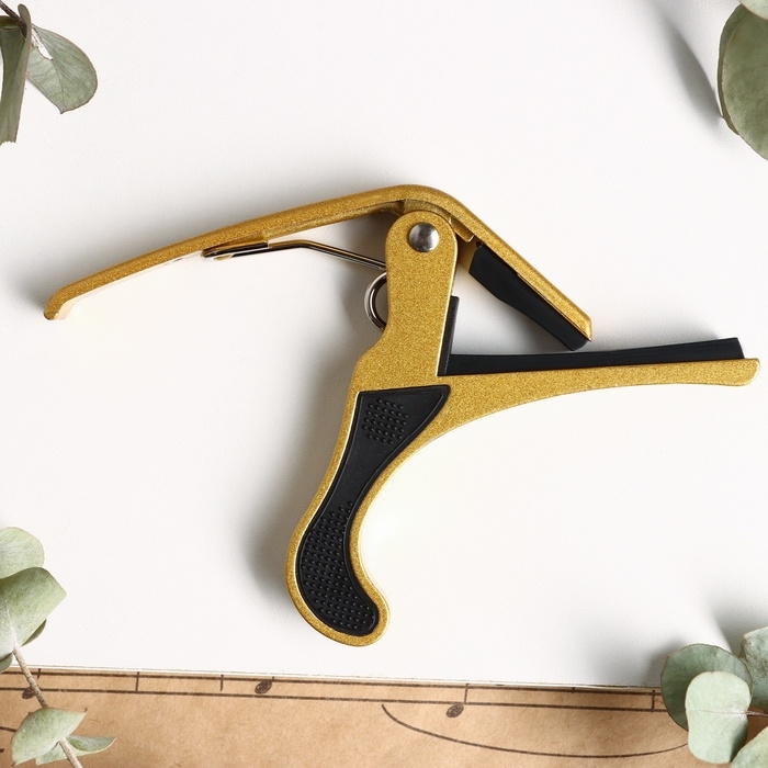 Каподастр для гитары Music Life золотой Каподастр для гитары Music Life золотой