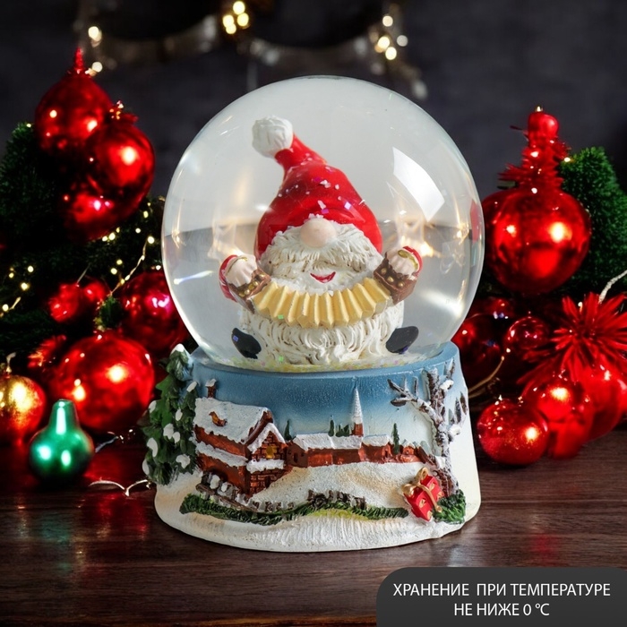 Сувенир полистоун водяной шар "Дед Мороз - гармонист" 7х6,7х8,8 см