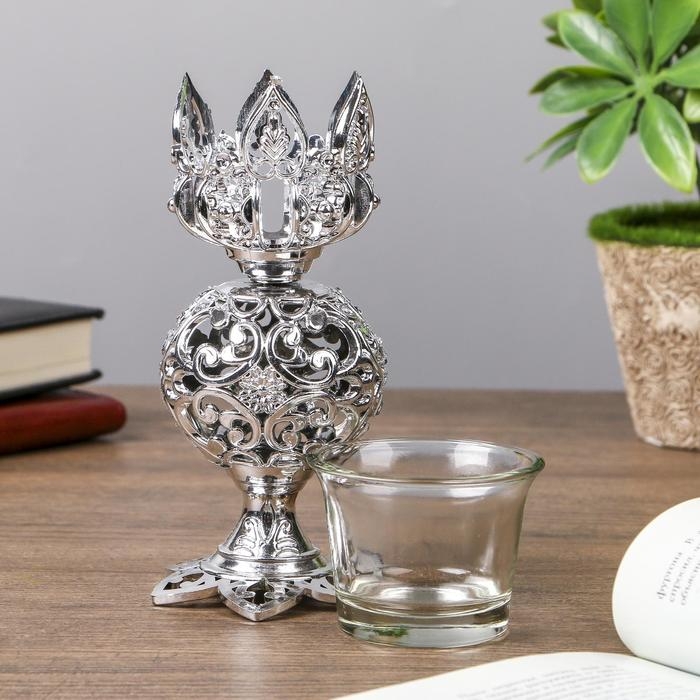 Подсвечник пластик, стекло на 1 свечу Подсвечник пластик, стекло на 1 свечу "Ажурный шар" бокал на ножке серебро 15х6х6 см