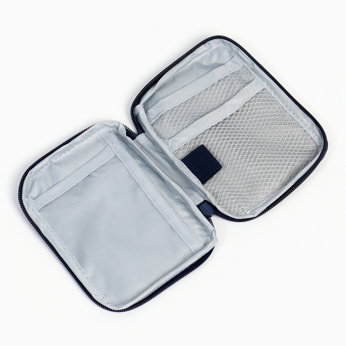 Аптечка походная, синяя 15х12см Аптечка походная, синяя 15х12см