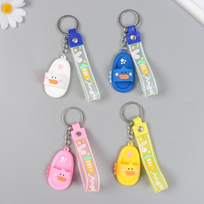 Брелок резина с ремешком  Брелок резина с ремешком "Сланец уточка" МИКС 4,5х6 см