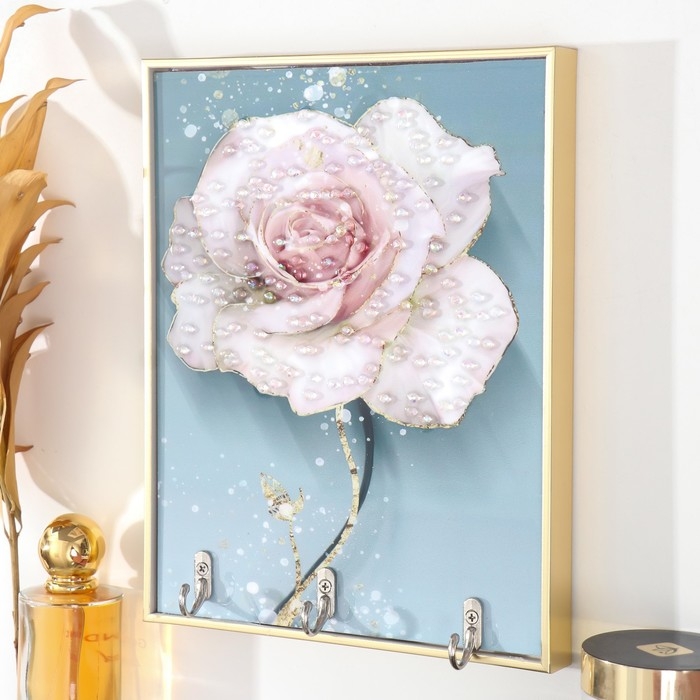 Ключница пластик, МДФ 3 крючка Ключница пластик, МДФ 3 крючка "Нежная роза" стразы, золото 18,5х1,8х23,5 см