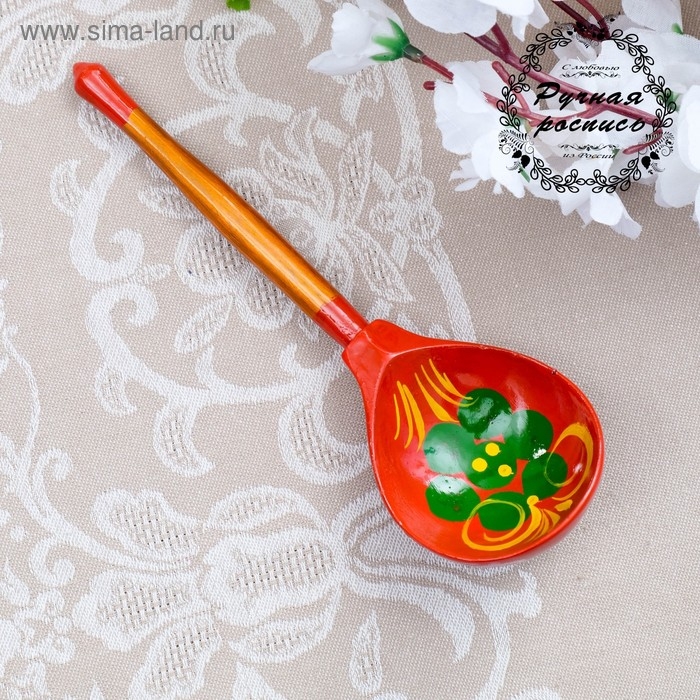 Ложка деревянная "Краснушка", полубасок, красный фон