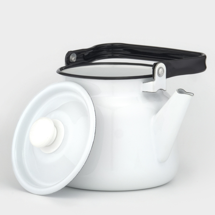 Чайник, 2,3 л, без деколи, эмалированная крышка, цвет белый Чайник, 2,3 л, без деколи, эмалированная крышка, цвет белый