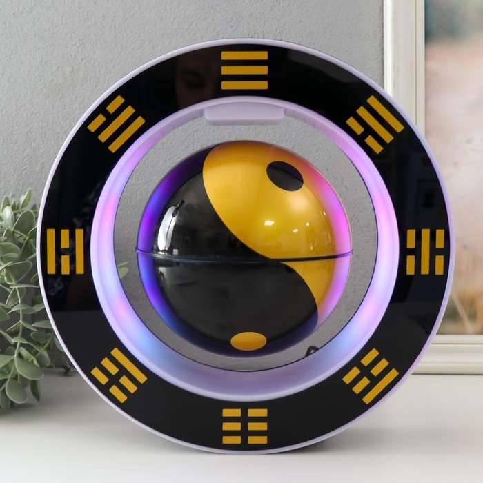 Левитирующий сувенир свет  Левитирующий сувенир свет "Инь-ян в круге" чёрный шар d=14 см 26х14х26 см