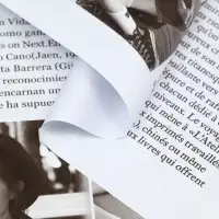 Пленка флористическая "Газета моды" 65мкм, св. голубая, 50х57 &plusmn;1см