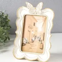 Фоторамка полистоун 10х15 см "Большая бабочка" белая с золотом 15,5х3,5х22 см