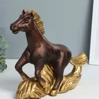 Копилка для денег &laquo;Конь на ветру&raquo;, гипс, 28&times;35&times;10 см, бронза с золотом