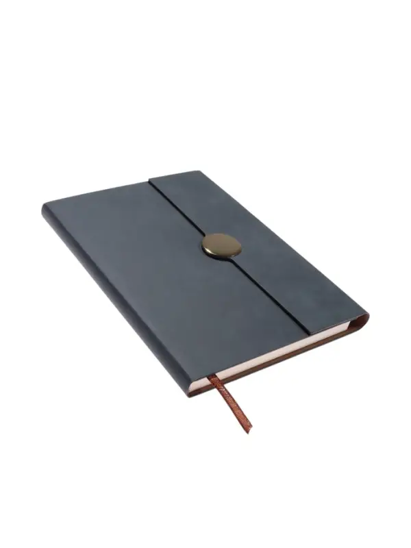 Ежедневник недатированный формат А5, с клапаном, 96л, линия, пвх, Серый Ежедневник недатированный формат А5, с клапаном, 96л, линия, пвх, Серый