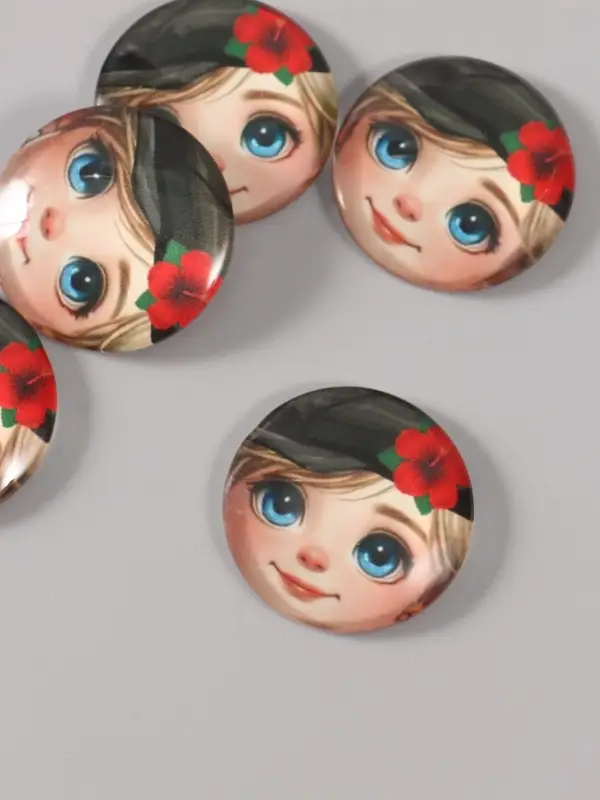 Кабошон стекло для творчества Кабошон стекло для творчества "Круг. Мальчишка в картузе с цветком" 3х3 см