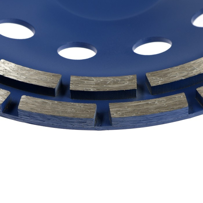 Чашка алмазная зачистная ТУНДРА, двухрядная, 230 мм Чашка алмазная зачистная ТУНДРА, двухрядная, 230 мм