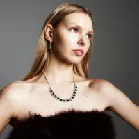 Набор 2 предмета: серьги, колье &laquo;Листопад&raquo;, капли, зелёно-белый в серебре, 45 см