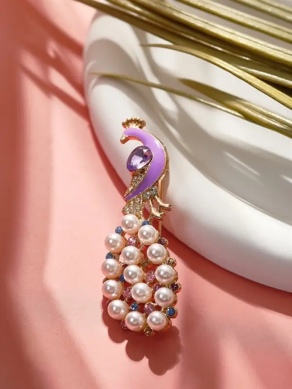 Брошь &laquo;Павлин&raquo;, с жемчужным хвостом, разноцветная в золоте