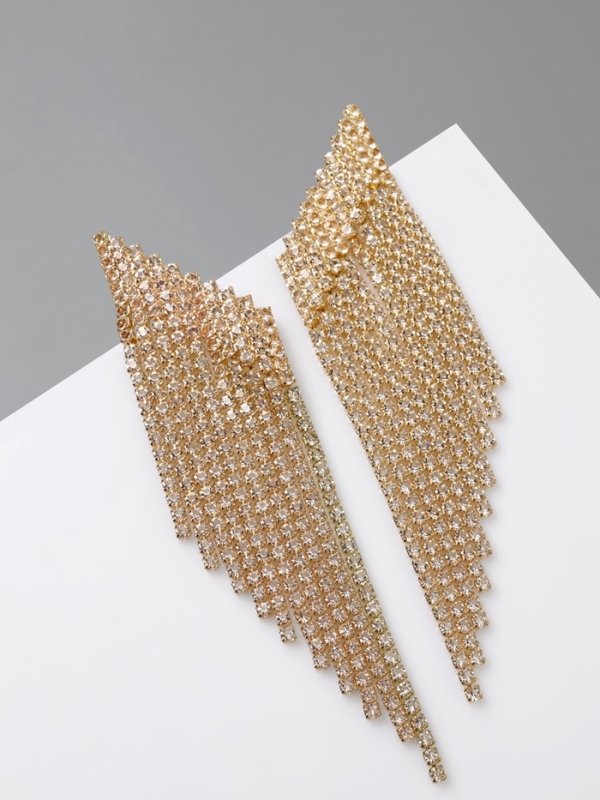 Серьги висячие со стразами «Вечное сияние» лесенка, цвет белый в золоте Серьги висячие со стразами «Вечное сияние» лесенка, цвет белый в золоте