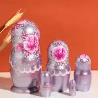 Матрешка дерево &laquo;Маня&raquo;, сиреневая, 18 см, 5 кукольная, ручная роспись