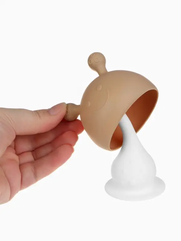 Прорезыватель силиконовый для зубов с погремушкой 3 в 1 M&B «Зайка», бежевый Прорезыватель силиконовый для зубов с погремушкой 3 в 1 M&B «Зайка», бежевый