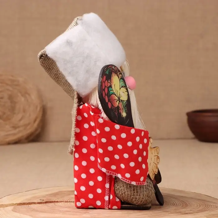 Оберег-домовой "Матвей с ложкой и подковой", 30х20х16 см МИКС