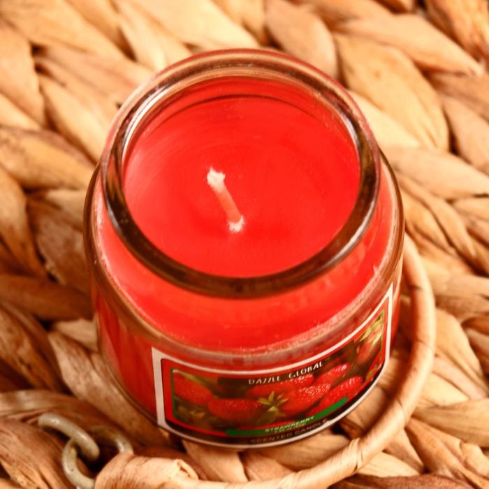 Свеча в банке Свеча в банке "Клубника" 82 гр 6х9х9 см