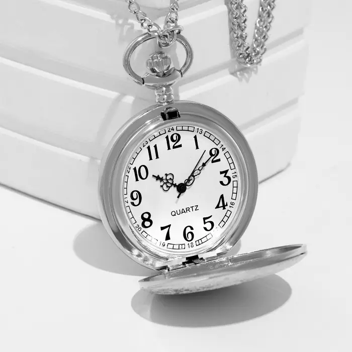 Часы карманные &laquo;Классика&raquo;, кварцевые, цепочка l-37 см, d=4.5 см