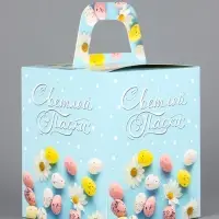 Коробка подарочная пасхальная с окном &laquo;Небесная голубая&raquo; 15&times;15&times;18 см