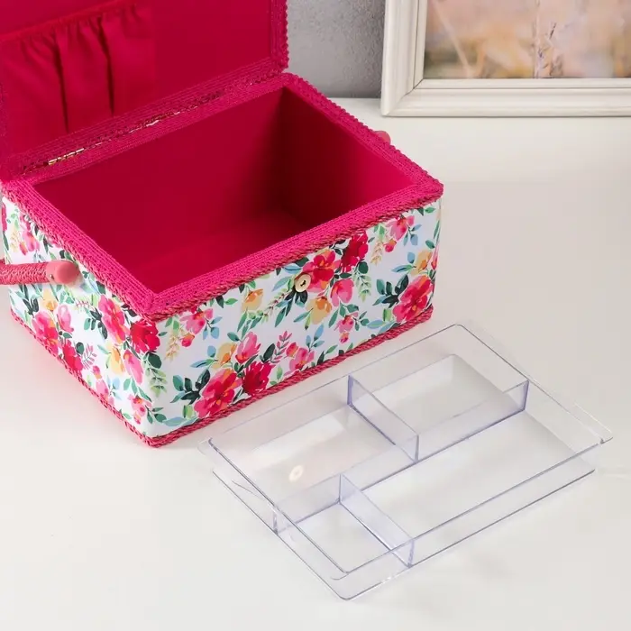 Шкатулка для рукоделия и шитья &laquo;Акварельные цветы&raquo;, хранение ниток, иголок, мелочи, 19&times;26&times;14.5 см