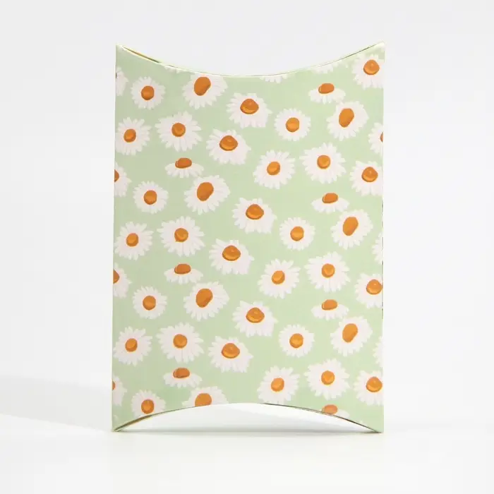 Коробка подарочная складная фигурная, упаковка, «Ромашки», 11 х 8 х 2 см Коробка подарочная складная фигурная, упаковка, «Ромашки», 11 х 8 х 2 см