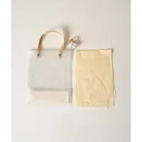 Подарочный пакет с бумагой тишью (2 листа) и гирляндой, 20 &times; 8 &times; 25 см