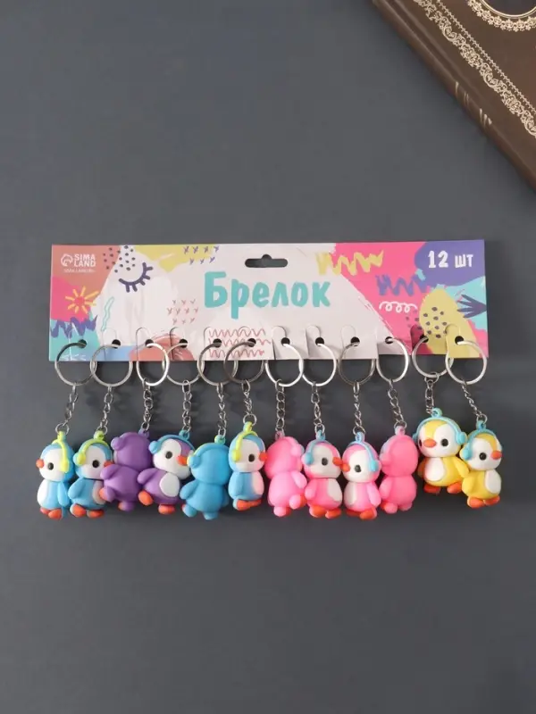 Брелок резина Брелок резина "Пингвин в наушниках" МИКС 4,7х3,5х2,2 см