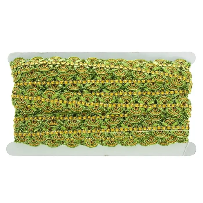 Тесьма зелёно-жёлтая с золотом, в рулоне 10 м Тесьма зелёно-жёлтая с золотом, в рулоне 10 м