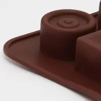 Форма для конфет и шоколада Доляна &laquo;Кружочки, квадратики&raquo;, силикон, 21.5&times;10.4&times;1.5 см, 15 ячеек, коричневая