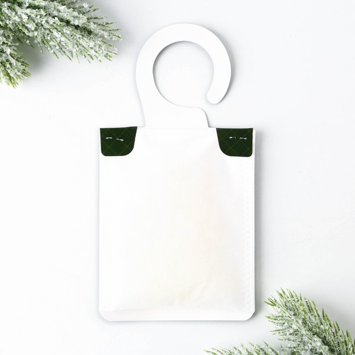 Ароматизатор для дома новогодний «Новый год: Happy new year», аромат хвойного леса, 8 х 15,5 см Ароматизатор для дома новогодний «Новый год: Happy new year», аромат хвойного леса, 8 х 15,5 см