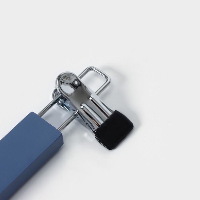 Вешалки для брюк и юбок LaDо́m Brillant, 28×12×2,3 см, 2 шт, деревянные, с зажимами, цвет синий Вешалки для брюк и юбок LaDо́m Brillant, 28×12×2,3 см, 2 шт, деревянные, с зажимами, цвет синий