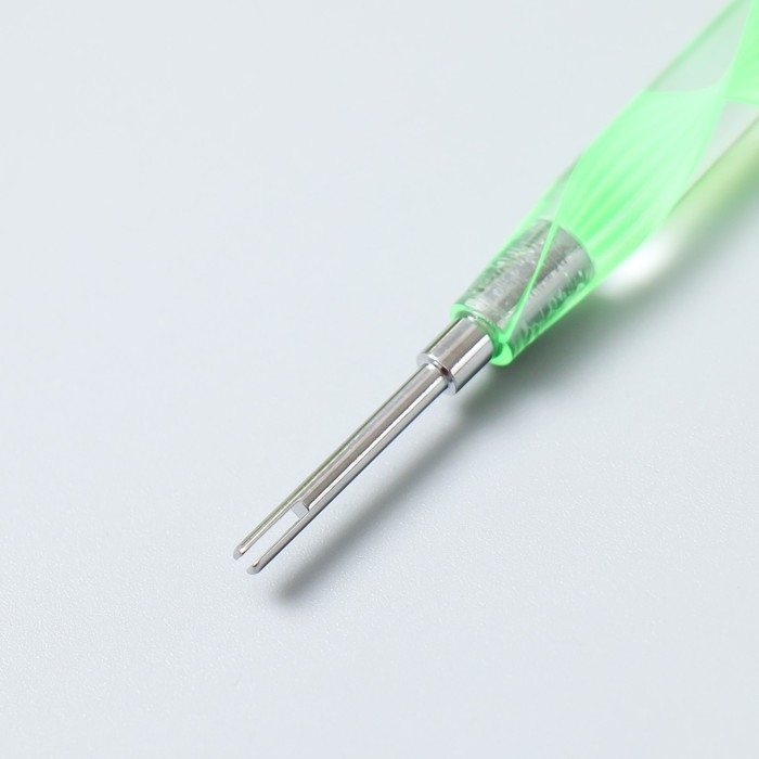 Инструмент для квиллинга с акриловой ручкой, длина 14 см, 17х4 см Инструмент для квиллинга с акриловой ручкой, длина 14 см, 17х4 см