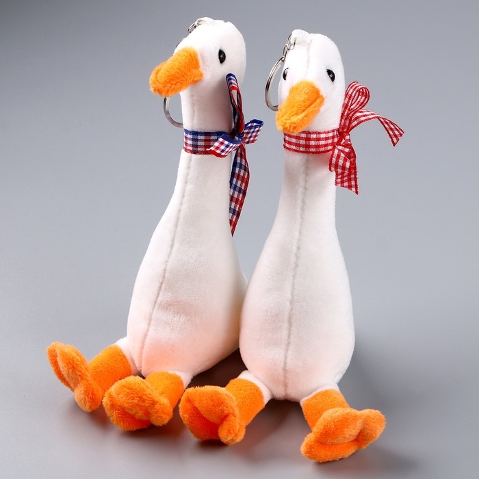 Мягкая игрушка «Гусёнок», на брелоке, цвета МИКС