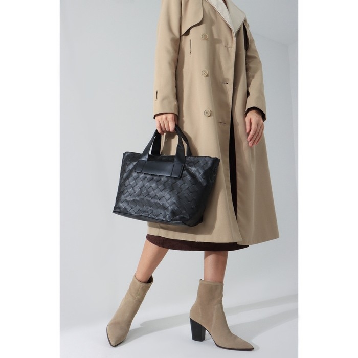 Сумка-тоут на молнии, длинный ремень, цвет чёрный