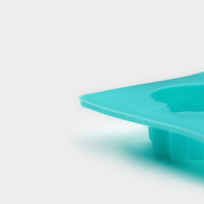 Форма для конфет и шоколада новогодняя Доляна «Новый год», силикон, 21,5×10 см, 12 ячеек, цвет бирюзовый Форма для конфет и шоколада новогодняя Доляна «Новый год», силикон, 21,5×10 см, 12 ячеек, цвет бирюзовый