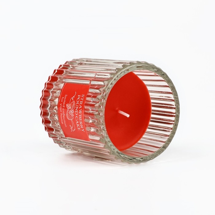 Свеча ароматическая в стекле «Клубника», интерьерная Свеча ароматическая в стекле «Клубника», интерьерная