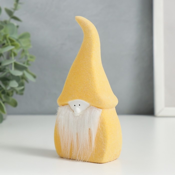 Сувенир керамика  Сувенир керамика "Пухлый гном" жёлтый флок 12,2х2,9х5,7 см