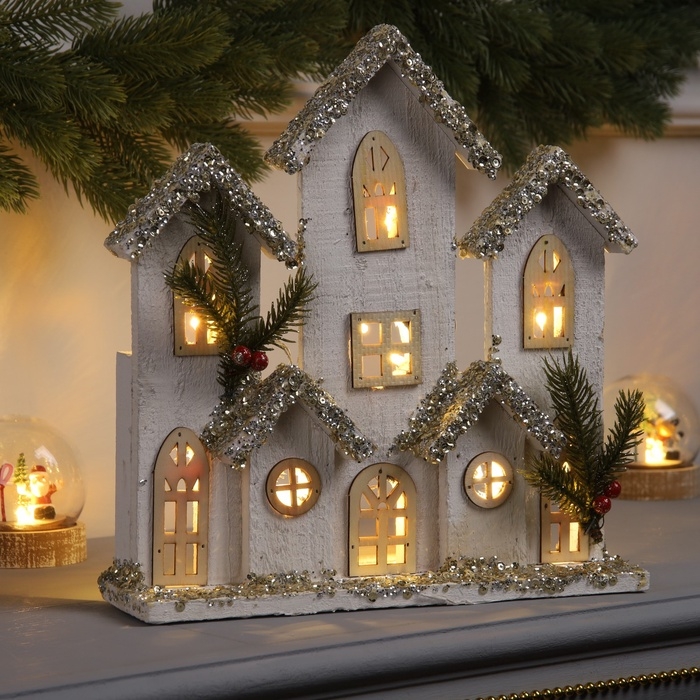 Фигура деревянная Фигура деревянная "Хижина", 28х29х7 см, 10 LED, батарейки AAx2 (не в комплекте), свечение теплое белое