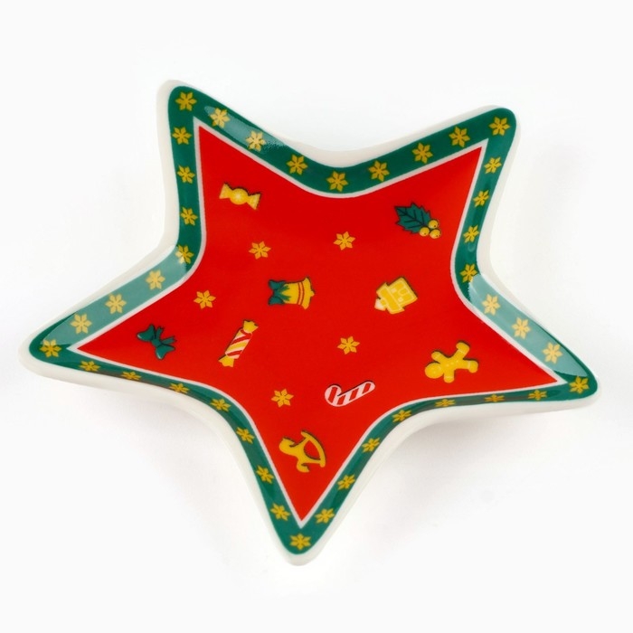 Новый год. Подставка керамическая под чайный пакетик «Пряничные человечки», 8.7 х 8.7 см, цвет красный Новый год. Подставка керамическая под чайный пакетик «Пряничные человечки», 8.7 х 8.7 см, цвет красный