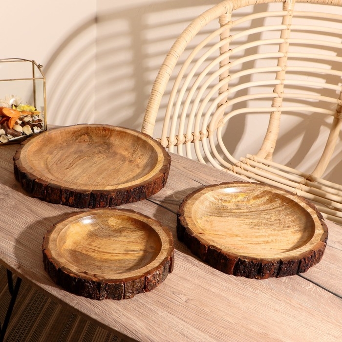 Подносы дерево (набор 3 шт) 30х30 см, 25х25 см, 20х20 см Подносы дерево (набор 3 шт) 30х30 см, 25х25 см, 20х20 см