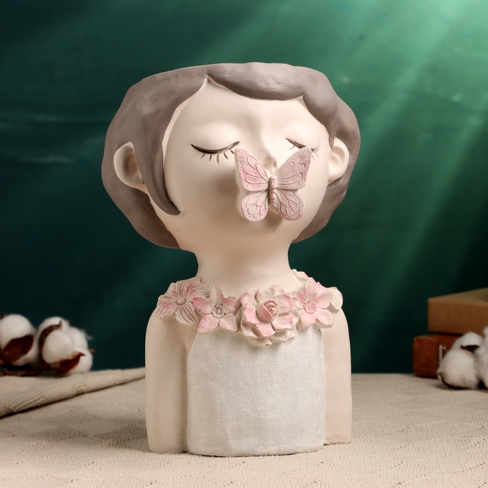 Кашпо - ваза  Кашпо - ваза "Мила с бабочкой" 27х19х17см