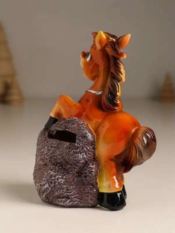 Копилка полистоун Копилка полистоун "Коняшка на камешке с цветком" 10х6х12,5 см