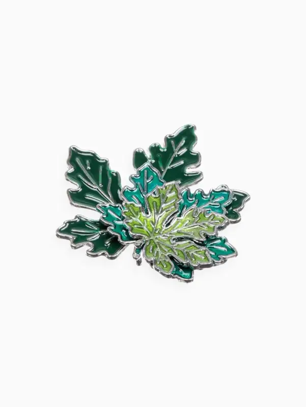 Брошь &laquo;Листья&raquo;, три кленовых, зелёная в серебре
