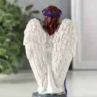 Сувенир полистоун "Девочка-ангел с букетом лаванды - молитва" фиолет 7,7х4х12,5 см