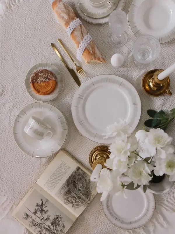 Тарелка WY Golden rays, d=20 см, фарфор, белая